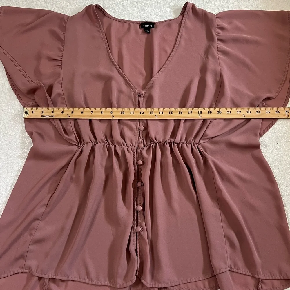 Torrid Women's Georgette Button Front Flutter Sleeve Blouse Blush Pink Size 4